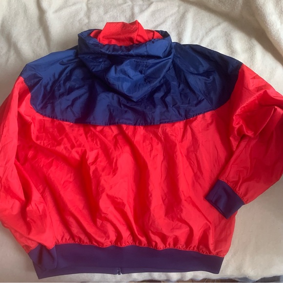 Nike Windrunner jacket. Large. - Picture 2 of 6